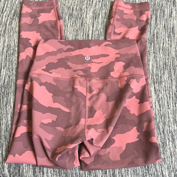 LuluLemon matching set rare pink cameo Aria Las Vegas set - Picture 10 of 10